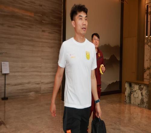 确认!郑智出山接替邵佳一,执教中超球队,双核联手,黄博文辅佐