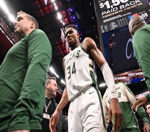 字母哥解释删除大量社媒原因:与交易流言无关放话要冲破障碍