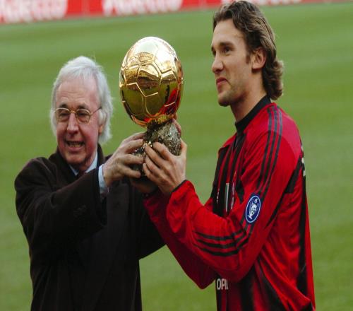 马萨拉回忆03年欧冠决赛:点球像打麻将,舍瓦最后一杆稳如老狗_意甲直播