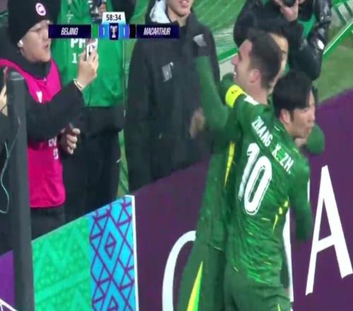 12!北京国安亚冠折戟,丢球后2分钟扳平,后场“玩火送点球”