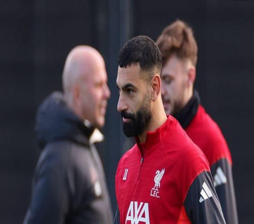 官宣回归!萨拉赫与斯洛特握手言和,布莱顿一战成非洲杯前告别秀