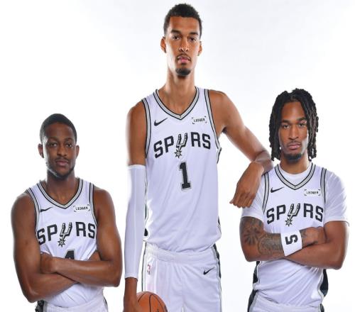 文班计划明日复出!与雷霆争夺NBA杯决赛门票此前因伤连缺12场