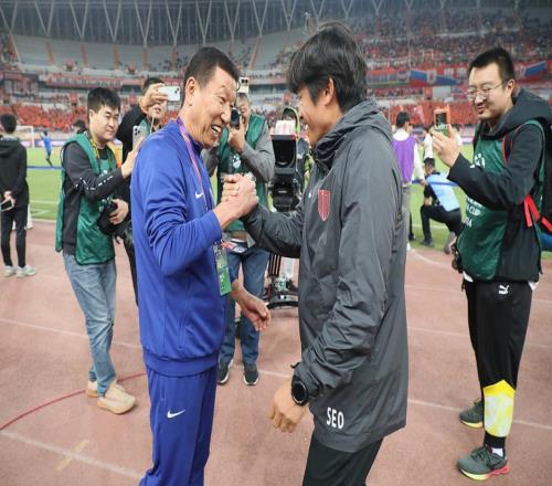 中超再无韩国教练54岁徐正源续约遇阻!名记:蓉城受铜梁龙鼓励