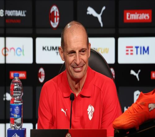 阿莱格里:给圣诞老人的信什么都没写,我对现有球员很满意