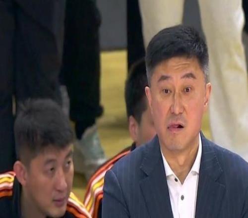 广东男篮vs南京同曦前瞻:杜锋手握三连冠后豪华阵容开启争冠征程