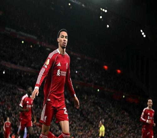 埃基蒂克利物浦生涯前10次英超首发7球,队史仅次于斯图里奇