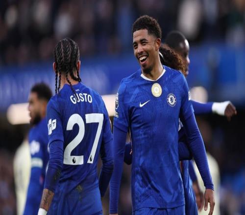 古斯托传射,切尔西20埃弗顿豪取31场不败,送莫耶斯2大耻辱纪录