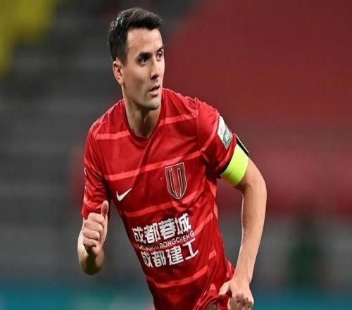 高薪梦碎!周定洋转会失败,留队成唯一选择,最强后腰仅值5百万