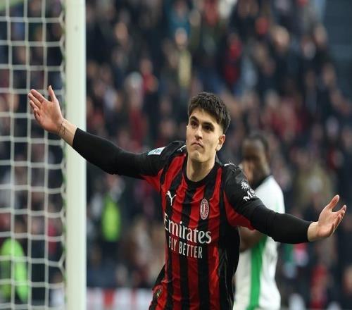 意甲一夜变天:国米灭苦主强势登顶,AC米兰失好局,卫冕冠军爆冷