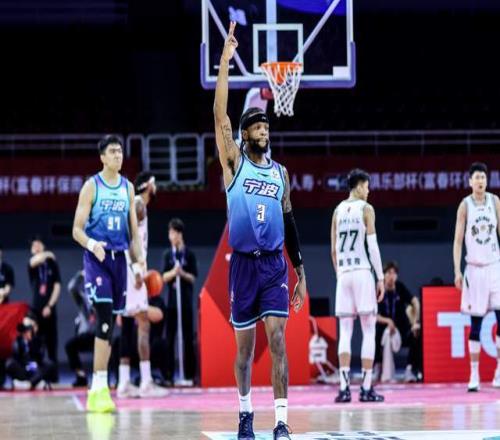 狂砍36分5助!率领昔日鱼腩爆冷争冠级劲旅,CBA又一顶级外援诞生