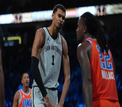 以其人之道还治其人之身,马刺队如何在NBA杯半决赛中击败雷霆队