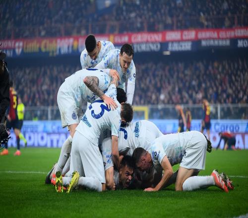 21!劳塔罗传射,比肩姆巴佩哈兰德,国米反超2大对手,登顶意甲