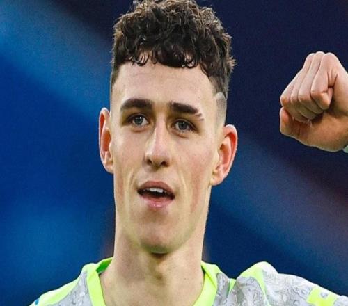 福登:下半场我们更有耐心了很高兴能延续进球势头