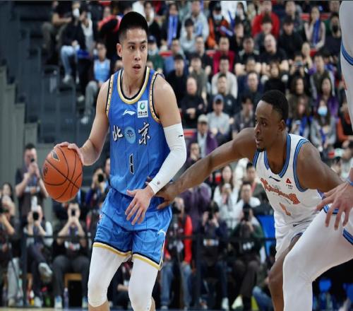 记者:CBA用防守赢球的时代不复返了,现在就看谁进攻强