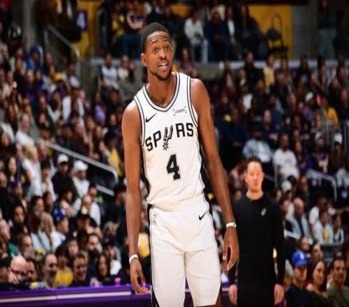 NBA杯决赛前瞻:马刺大战尼克斯见证新王诞生