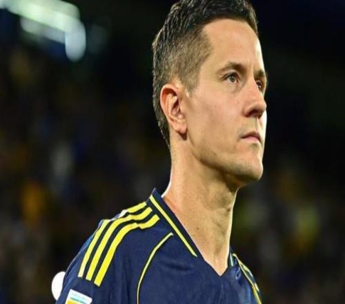 伤病缠身,记者:埃雷拉将会花7至10天的时间考虑是否退役