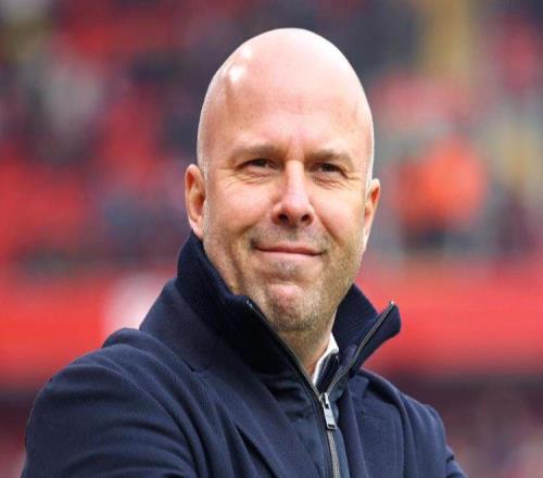 利物浦中锋,23场造11球!比1.45亿伊萨克强多了!斯洛特没看走眼