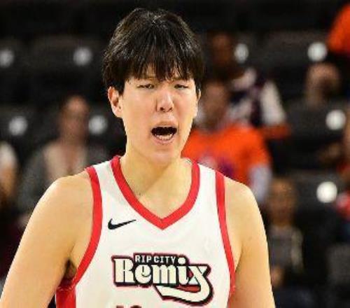 记者解析杨瀚森处境:是开拓者重点培养对象短期内不会被交易