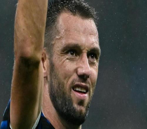 都体:德弗赖考虑冬窗离开国米,森林、本菲卡等四队对其有意