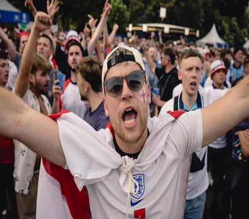 邮报:球迷必须花10镑,才能在纽约球迷区的大屏幕上看世界杯