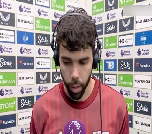 拉亚:大家在防守端做得非常出色,几乎没有给对手太多机会