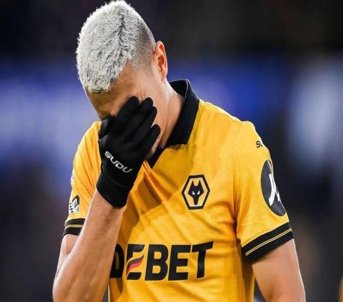 话题狼队平英超最差开局纪录,海外中资俱乐部陷最低谷