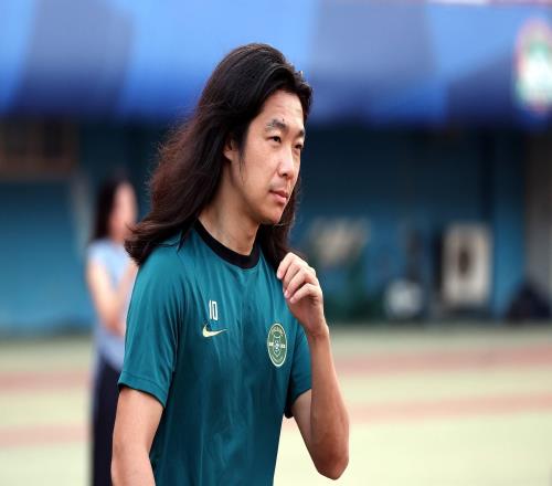 官方：中超升班馬遼寧鐵人簽下36歲原浙江隊中場李提香