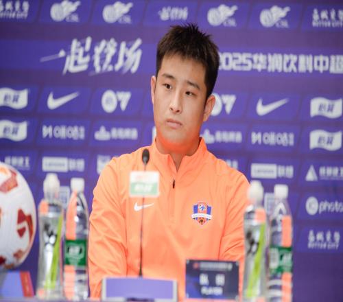 中超官宣!浙江签澳洲新帅,穆斯卡特助手,25岁铁卫加盟辽宁