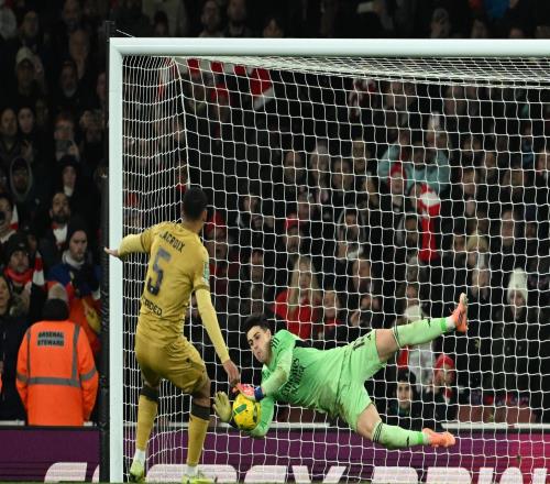 守株待兔真有用凯帕点球大战连续扑右侧,最终成功扑点