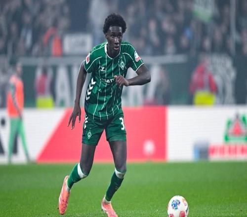 意媒：國(guó)米密切關(guān)注不萊梅18歲中衛(wèi)庫(kù)利巴利，球員估價(jià)2000萬