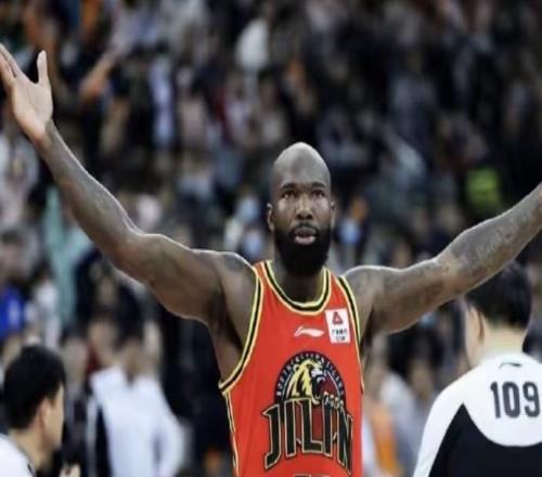 多米尼克瓊斯：1月份會與某支球隊簽約，我仍是CBA外援TOP3