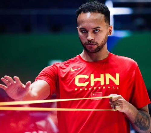 深夜12点!李凯尔官宣放弃中国国籍,中国男篮归化首试失败