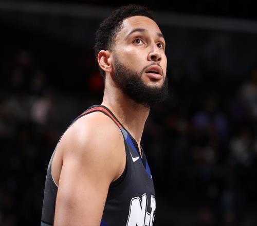 狂賺2.03億美金！正式敲定新東家！西蒙斯拒絕退役，他要重返NBA