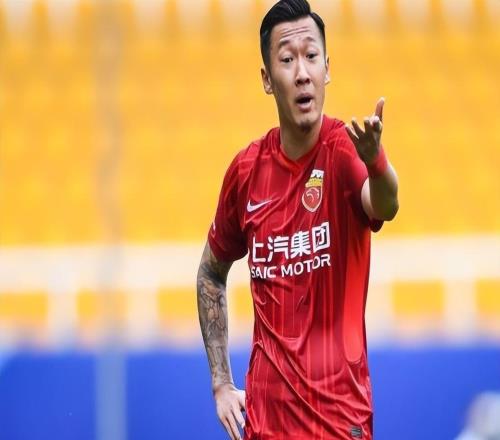 国安抢不赢！海港或免签山东泰山外租全能中场，徐新最佳接班人