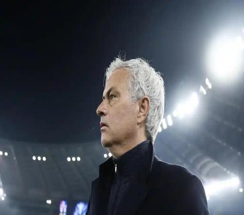 布兰科称西甲媒体的报道有些过分,阿隆索要有穆里尼奥的魄力