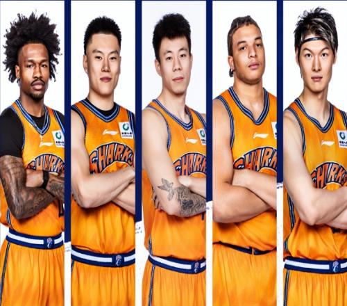 CBA又杀出一黑马!反超广东升至第3,辽宁输32分,送卫冕冠军登顶