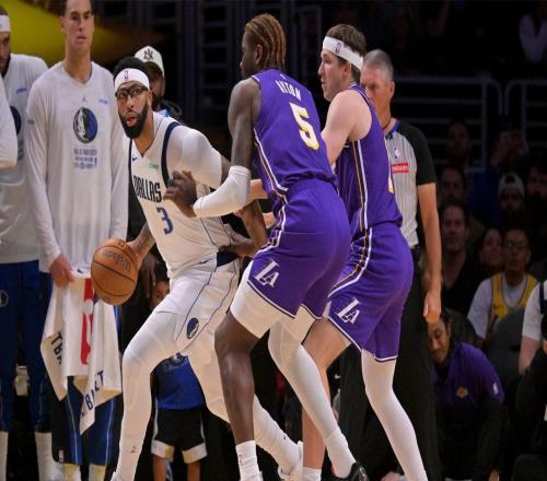 NBA內部人士提議戴維斯重返湖人，以緩解湖人隊雷迪克的沮喪情緒