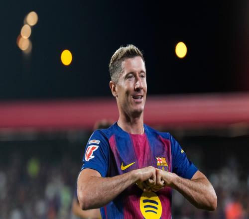 每體：萊萬(wàn)的愿望是繼續(xù)留在巴薩，并重新奪回主力位置