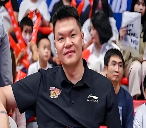 廣東宏遠今日早報！徐杰最新傷情，朱芳雨深夜發聲，挖出最大水貨