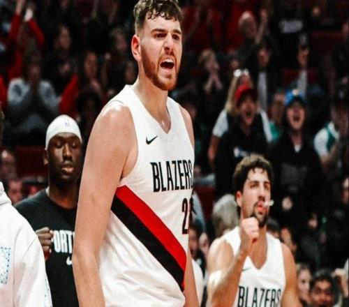 绿凯爆冷!布朗37+7难辞其咎,杨瀚森3中1全队第二,怀特全程拉胯