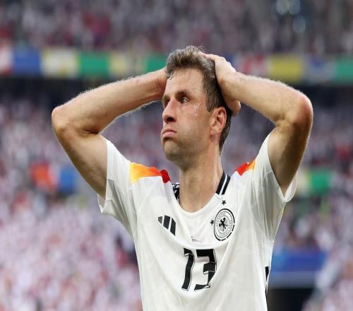 克里希认为,穆勒有机会加盟英超队伍,赖斯需要“同频率”的队友