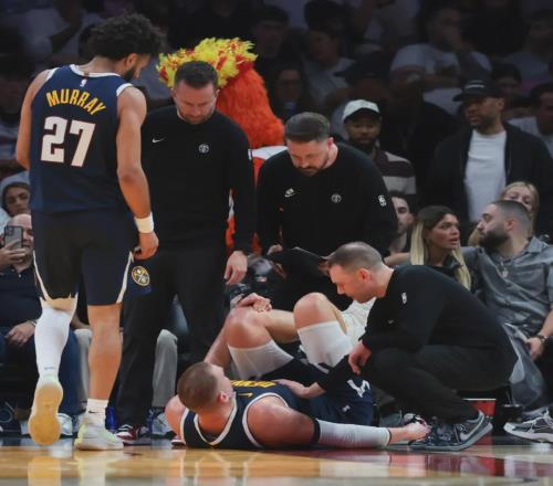 确认膝盖受伤!约基奇检查结果公布!恐无缘常规赛MVP