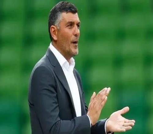 成都新帅接受申花大考,李帅离任国安给蒙哥马利引援权方昊南下