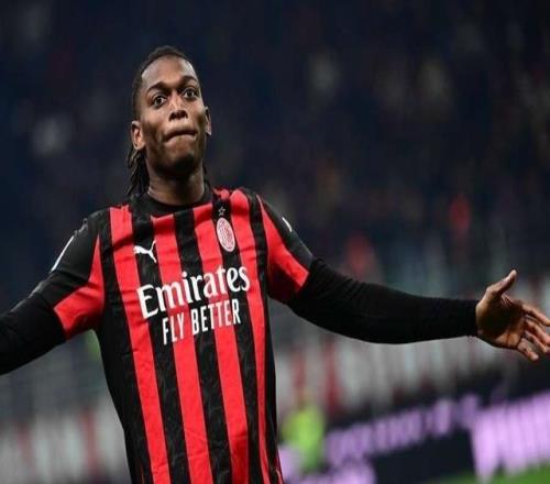 迪马:莱奥继续参加米兰合练能出战下轮联赛,加比亚单独训练