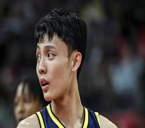 6分轻敌,徐杰被针对,赛后看看各界媒体专家咋说,球迷:功臣