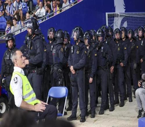 西班牙人声明:严禁携带巴萨标志物品入场,呼吁大家冷静观赛