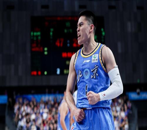 又是4中1!伤病坑苦周琦队友,北京5分险胜黑马队,没赵睿真不行