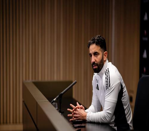 TA:经理变少&主教练变多,英超正在告别“经理时代”