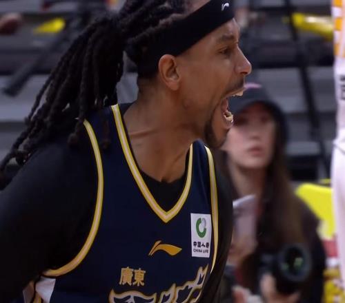 太适合广东队!NBA级内线大杀器被裁,这可是杜锋的第5外援首选