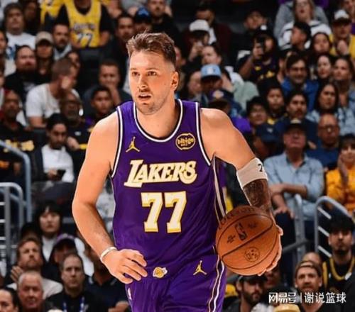 湖人队友有多差两数据全靠东契奇支撑,替补加起来不如对手一将